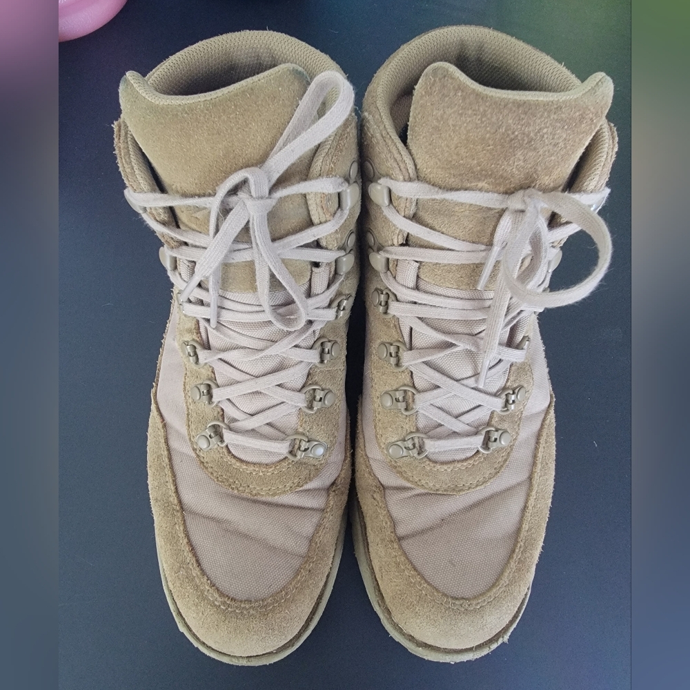 Danner Featherlight 917 in Mojave